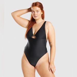 🆕 Gymshark Strappy Back Swimsuit - Black